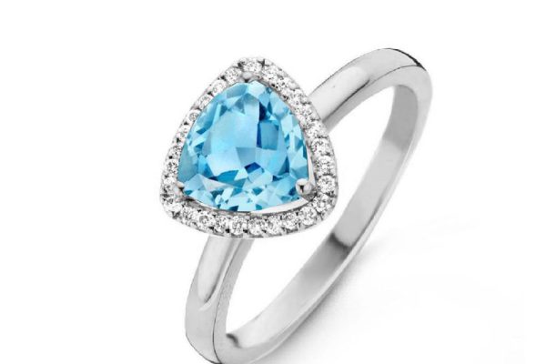 One More witgouden ring met blauwe topaas en diamant