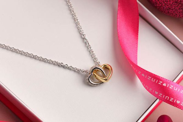 Zilveren Zinzi collier met ringhanger in een geschenkdoos