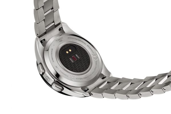 Zilveren horloge met zonne-energie